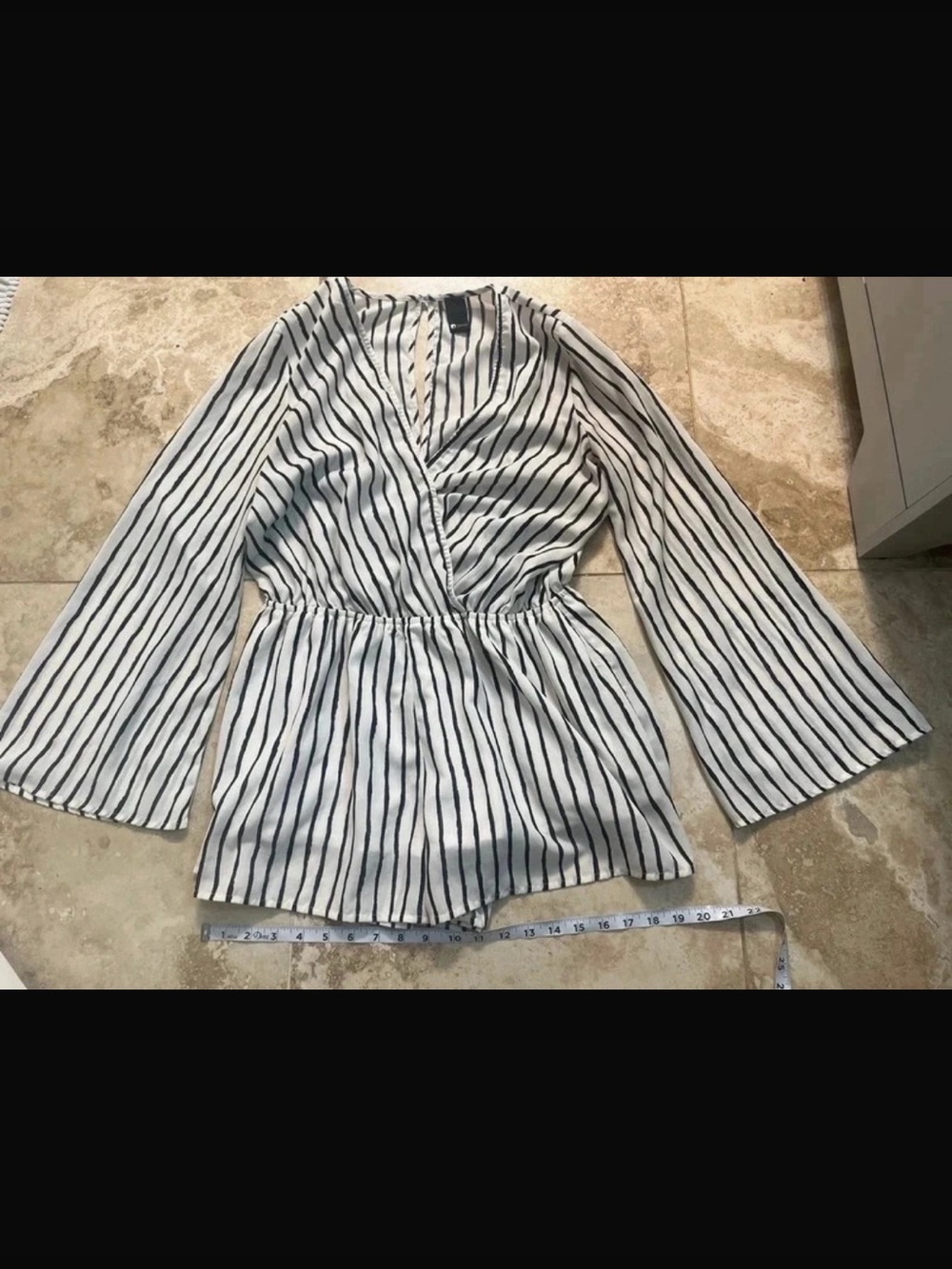 Send offer ^ - ^!Swell Striped V-Neck Long Sleeve Tunic - White & Black